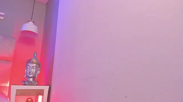 Lucy_Williiams webcam