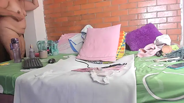 Elianissquirt webcam