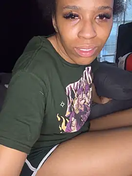 YeahhhitsBreezy webcam