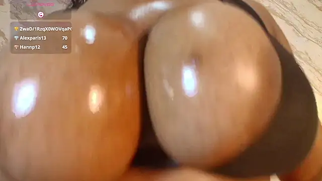 isabella_rossee_ webcam