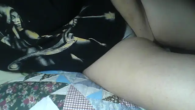 Alma_Evelynne webcam
