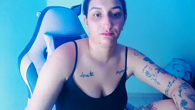 liz_dirty webcam