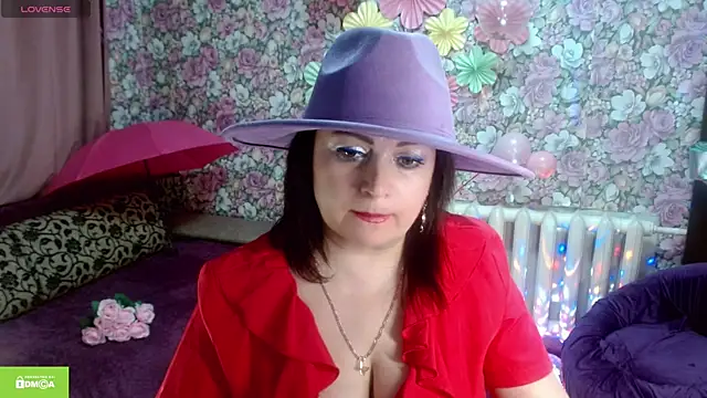 julia-ru - Julia-ru's free webcam - UK Sex Cams