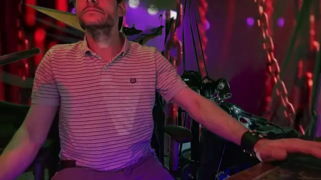 MasterDaddyCool webcam