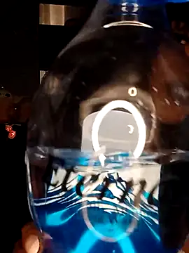 AmazonianMistress webcam