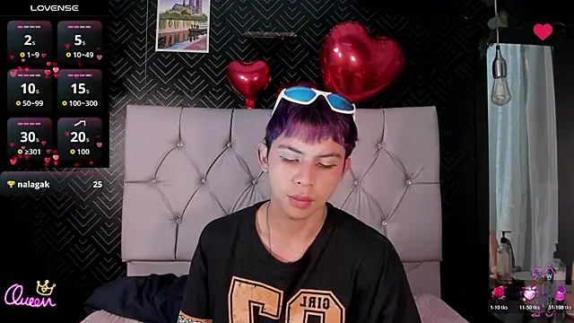 prince_apolo - Prince_Apolo's free webcam - UK Sex Cams