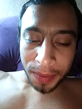 Mich_Stev9524 webcam