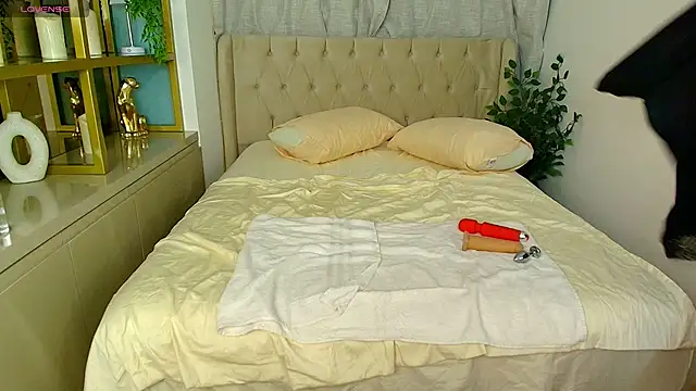 Maxine_Spencer webcam