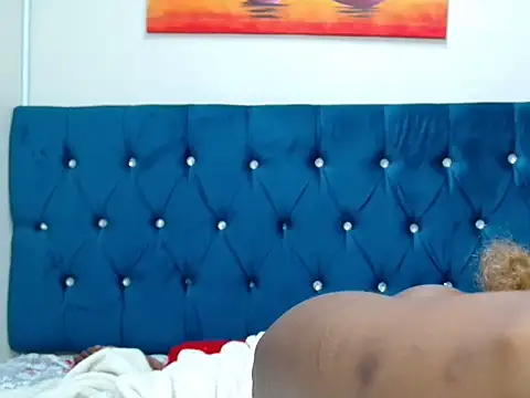 SexyDarkLadyXxx webcam