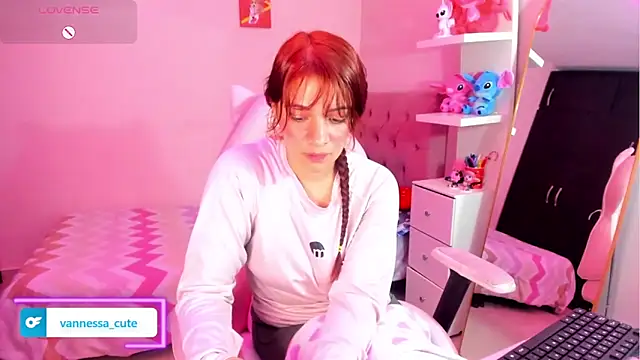 Vannessa__Shy webcam