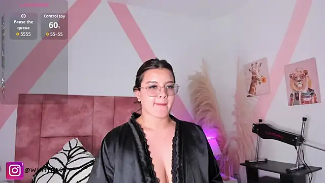 isabella_whiithe webcam