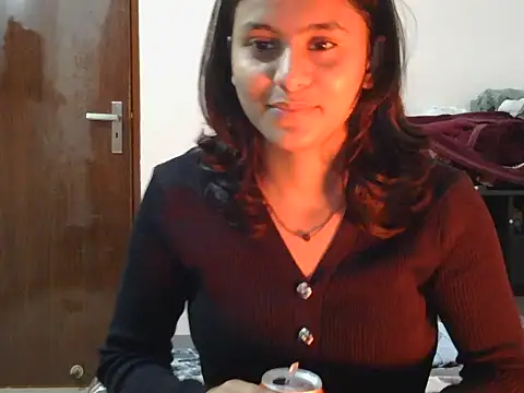 angelpriya_ webcam