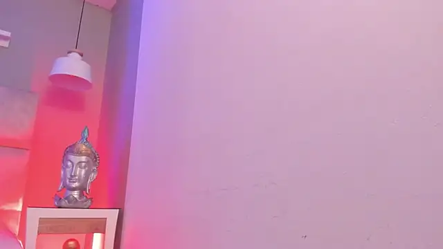 Lucy_Williiams webcam