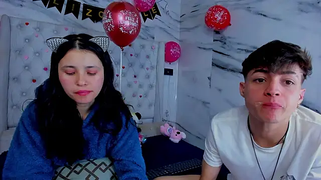 Ari_and_Storm webcam