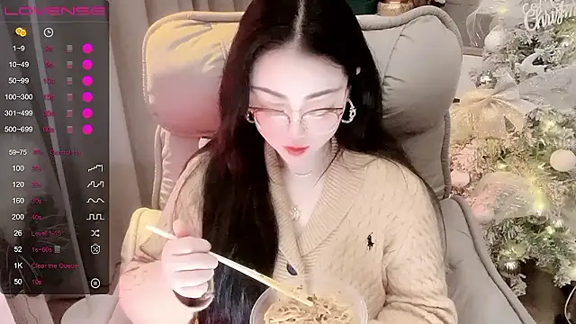 Monica-666888- webcam