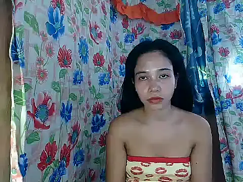 PinaySkinnyGirl webcam