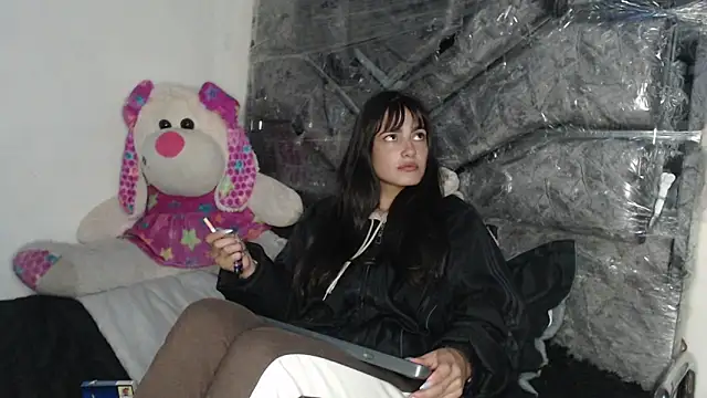 skinny_sweet2411 webcam