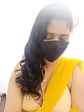 Lucky-Deepthi webcam