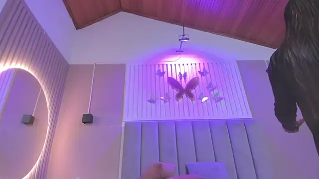 _Kailythompson webcam