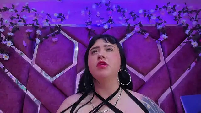 Victoria_Rossy webcam