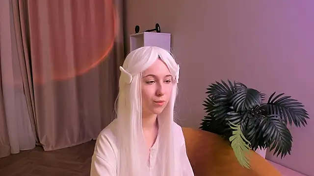 betteselbe - BetteSelbe's free webcam - UK Sex Cams