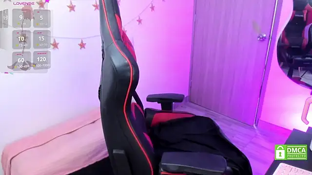 LindaSilverstone webcam