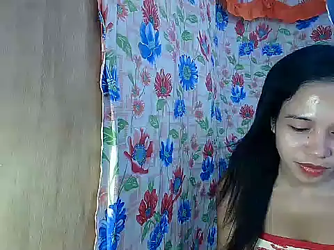 PinaySkinnyGirl webcam