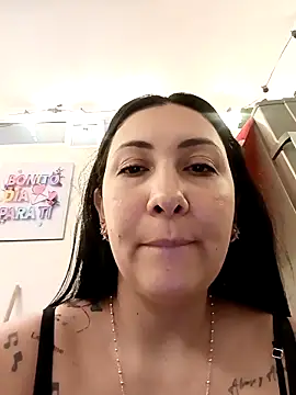 You-kitty2025 Live Webcam on Stripchat