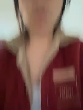 美女xiiuuff18在线直播