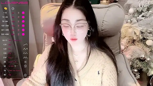 Monica-666888- webcam