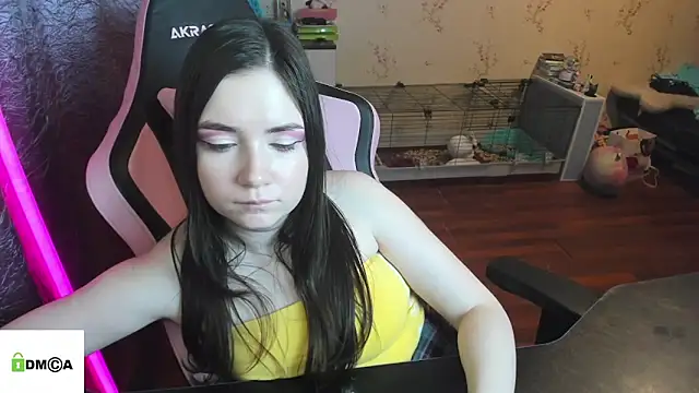 Crazy_forest_fairy webcam