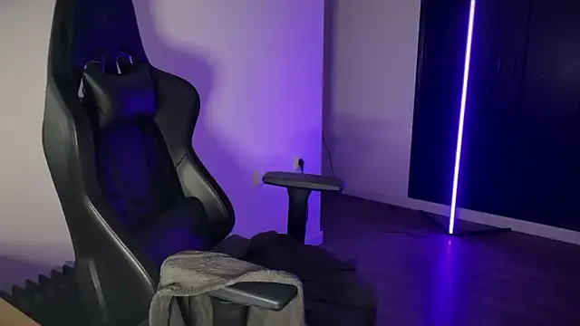 -KroshkaEnot- webcam