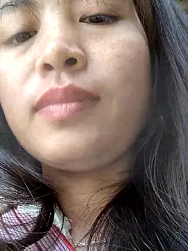 miumiu_sexy2x webcam