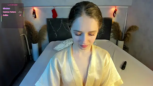 Camilla_Kelly webcam