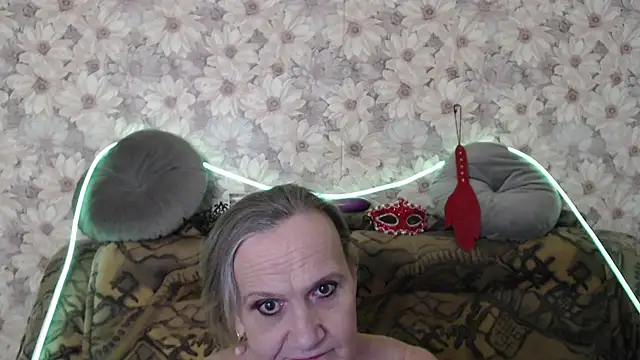 missbekker - MissBekker's free webcam