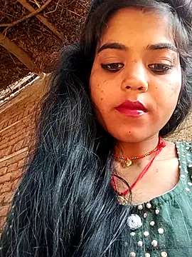 Crazy_Beby143 webcam