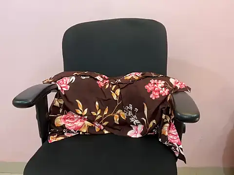 your_pookie00 webcam