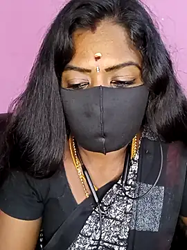 Webcam Model (tamilammukuttyy)  is live.Free join now!