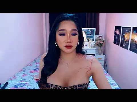 UrScreenGoddess webcam