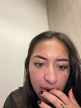 Rae_Lil_White webcam