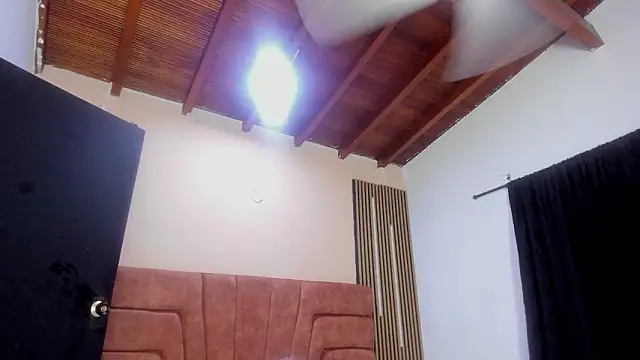 mathy_robert - MATHY_ROBERT's free webcam - UK Sex Cams