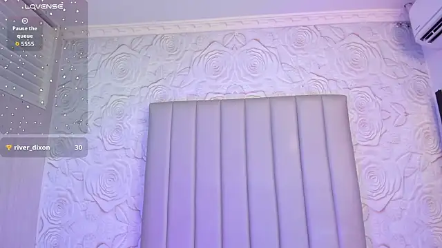 lya_dubois_ - Lya_dubois_'s free webcam - UK Sex Cams