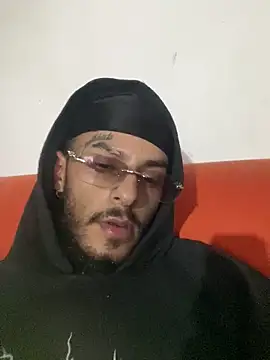 liyamjunior - Liyamjunior's free webcam - UK Sex Cams