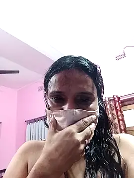 Webcam Model (Gullapi)  is live.Free join now!