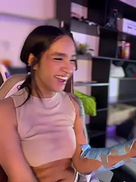 Isabella-Teen webcam