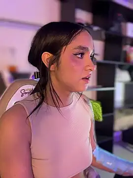 Isabella-Teen webcam