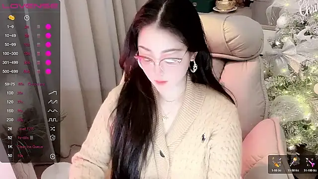 Monica-666888- webcam