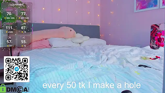 Sara_Robinson webcam