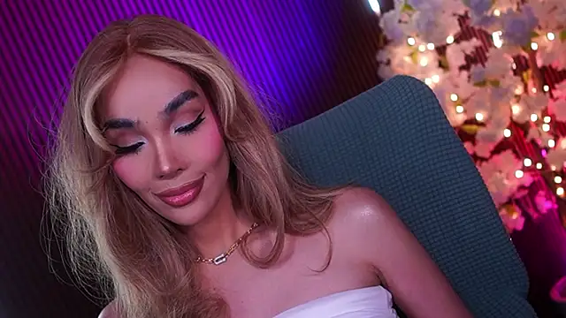 xxforyoureyesonlyxx webcam