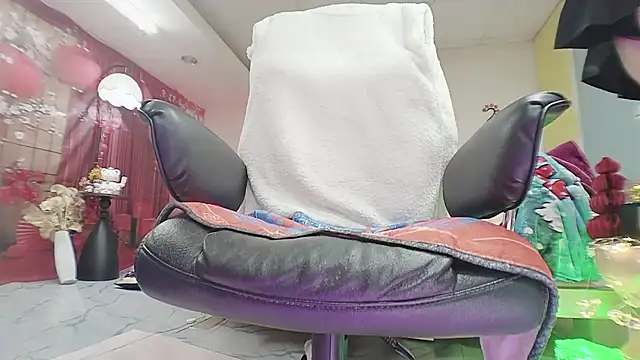 美女Alberta-love520在线直播